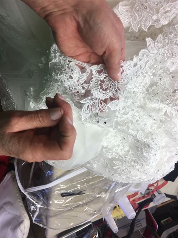 Wedding dress alteration, photo 3